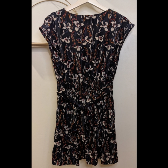 Silky Retro Floral Mini Dress - Picture 2 of 3